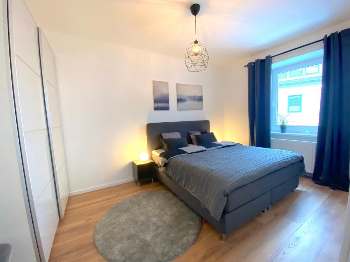 White Inn - Kuschelige Ferienwohnung Mürzzuschlag Eksteriør billede